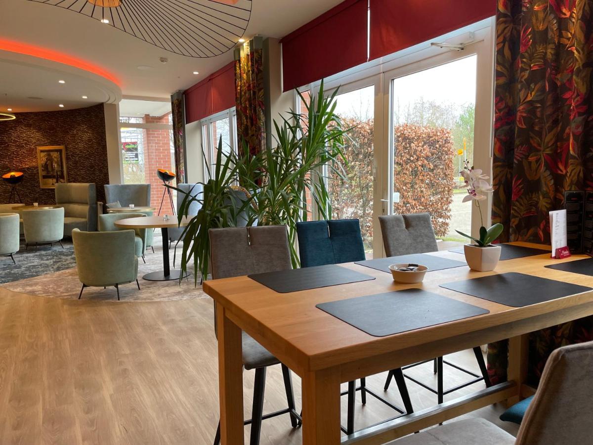 Morada Hotel Gifhorn Bagian luar foto