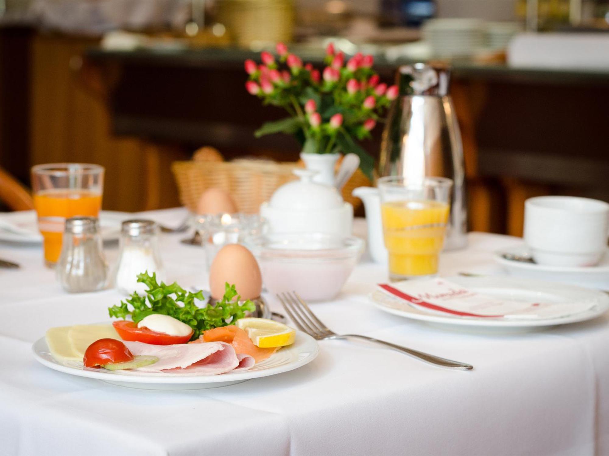 Morada Hotel Gifhorn Bagian luar foto